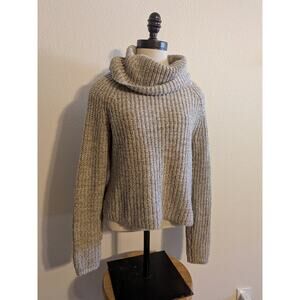Target cream cowl‎ neck sweater acrylic